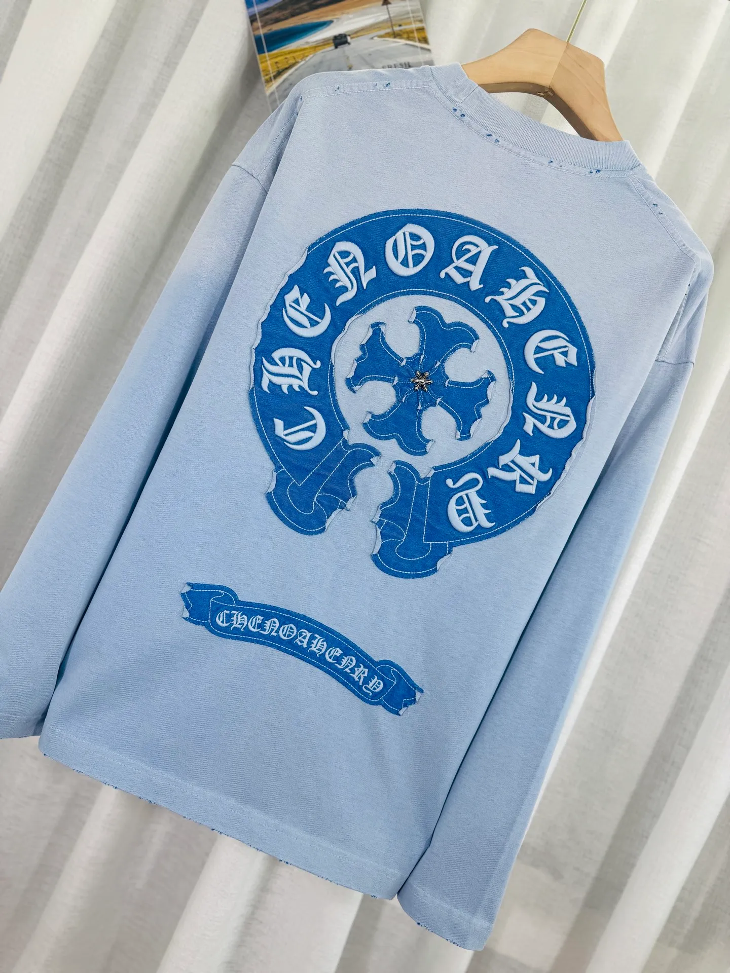 P250 ch high version Chrome Hearts 2025 new autumn and winter cross patch washed spray horse slip long-sleeved T-shirt, fabric: 26 double yarns 320 grams weight, patch embroidery, heavy wash water ➕ fried color + spray horse slip printing process: patch embroidery, secondary color spray horse slip process Color: gray, blue Size: S M L XL Style number: 5181